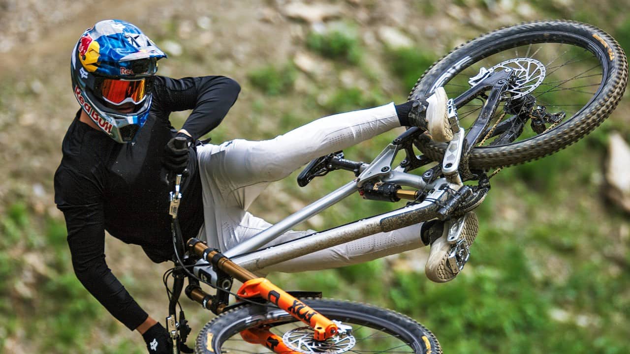 Sound of Pure MTB Speed | Asa Vermette Schladming