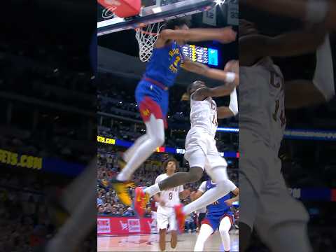 😯 What a crazy finish from Keon! #LetEmKnow #Cavs #KeonEllis #NBA #Shorts