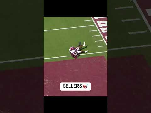 Found Vandrevius Jacobs in the end zone 💰