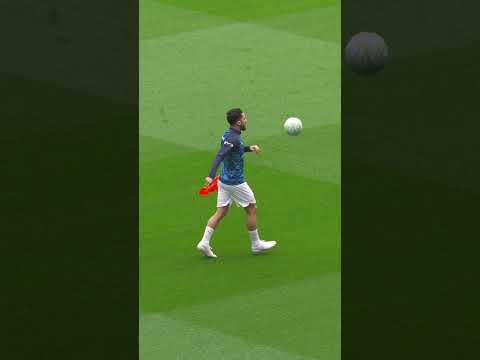 60 seconds of Cherki being Cherki, why not? #skills #cherki #football #train #premierleague #mancity