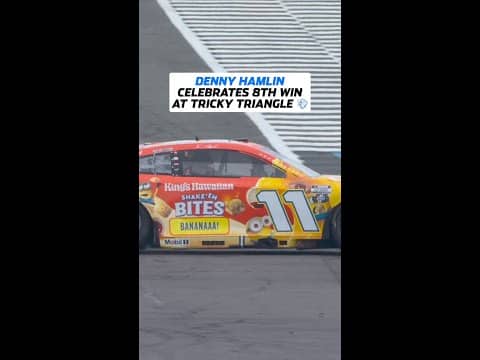 Denny Hamlin wins three-in-a-row for the first time in his career 🤩