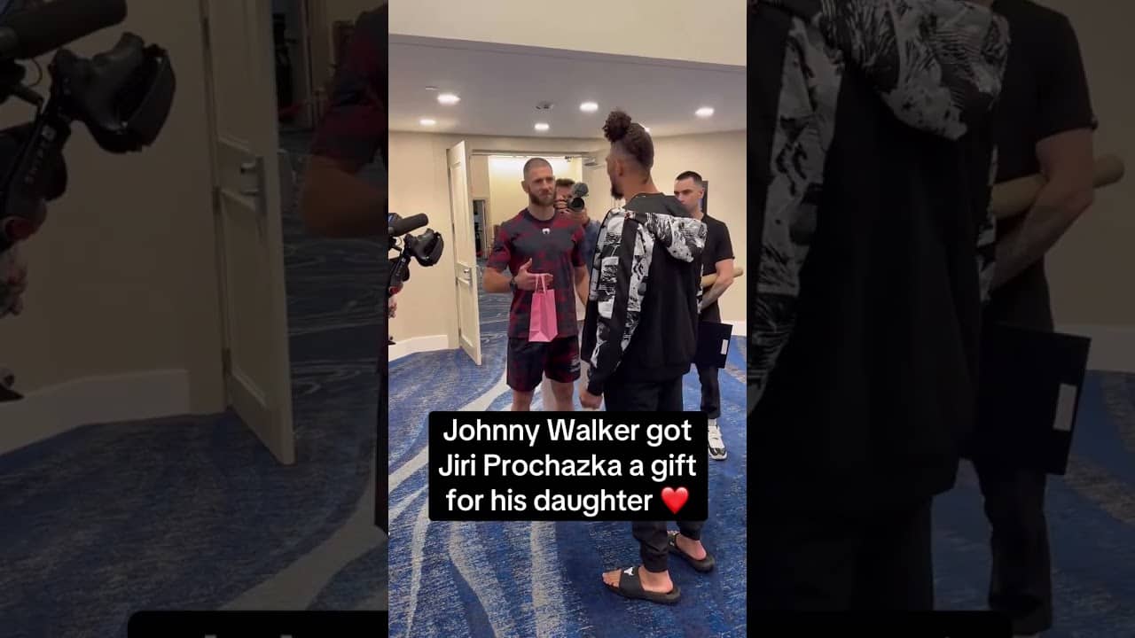 Jiri Prochazka’s daughter will be born just days after UFC327 🥹 (via johnnywalker/IG)