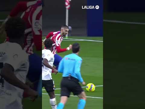 Carrasco's goal 🆚 Valencia (📆 22/23)