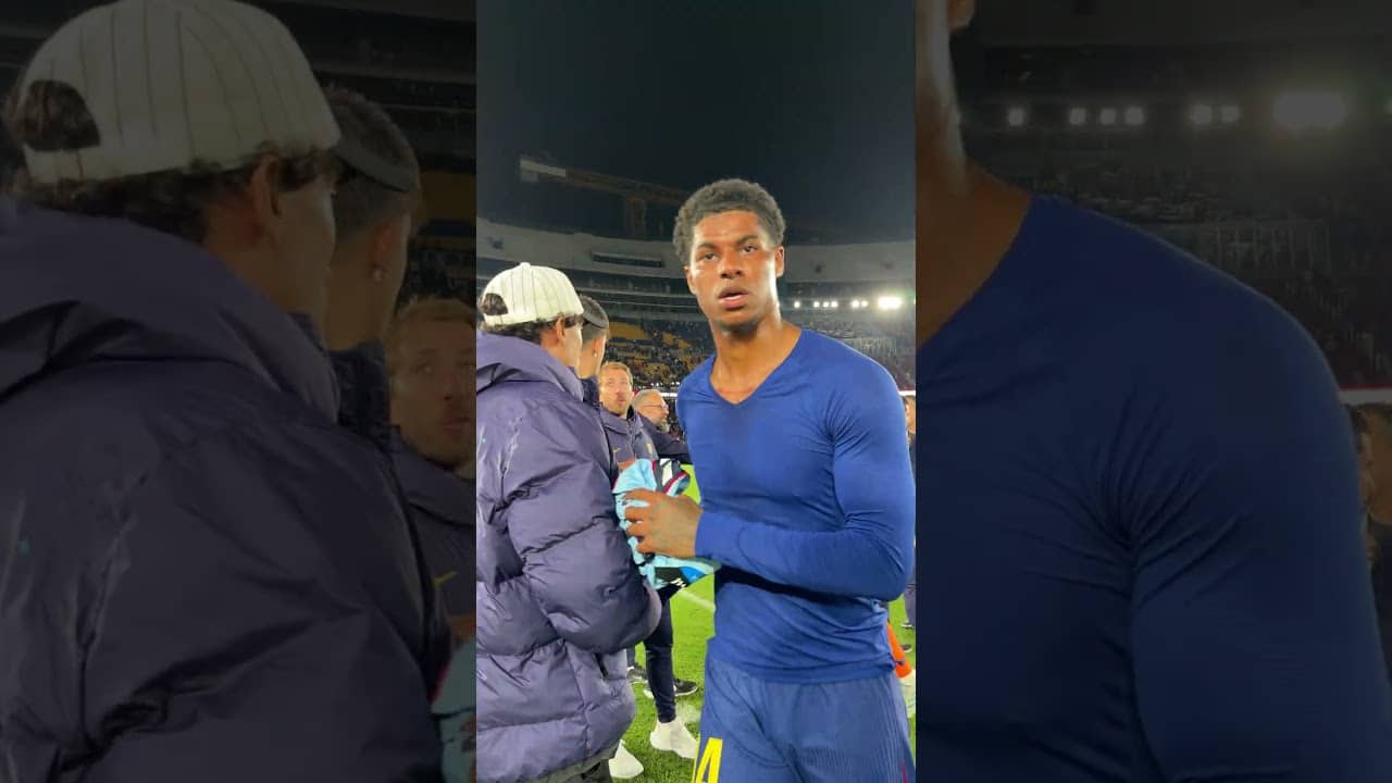 Rapha, always with the team 🫶 #shorts #fcbarcelona #raphinha