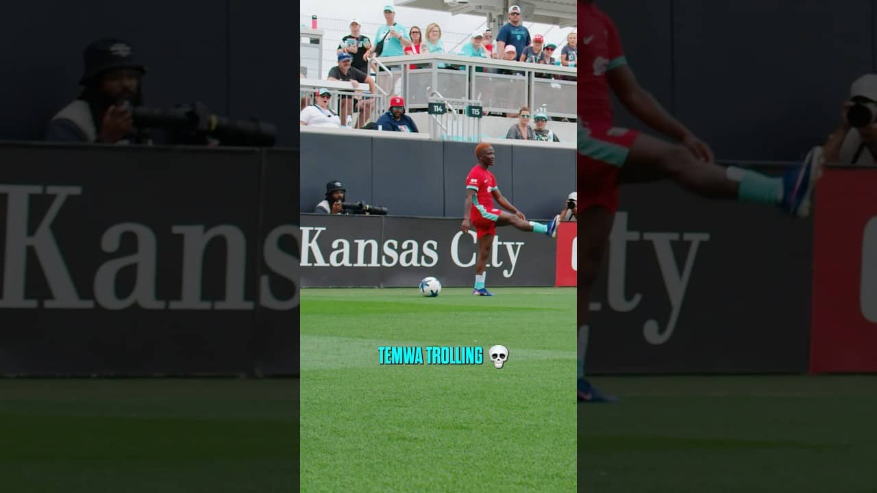 Temwa fr playing games out here 😭 #nwsl #soccer #funny #troll #kansascity