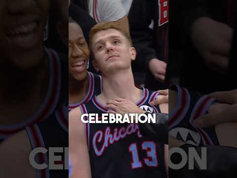 Bro saved Derrick Rose’s jersey retirement night 😭🔥