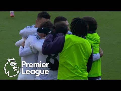 Mason Mount's free-kick gives Man United 2-1 lead over Crystal Palace | Premier League | NBC Sports