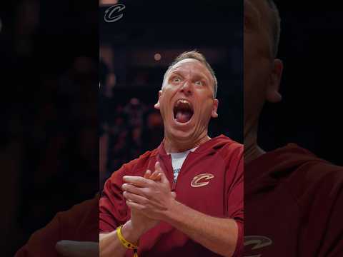 Bet you haven’t seen a halftime like this. #LetEmKnow