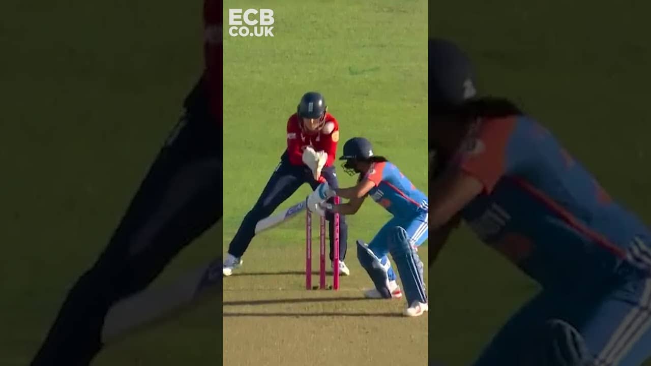 🥶 COLDEST Women’s Cricket Celebrations EVER!