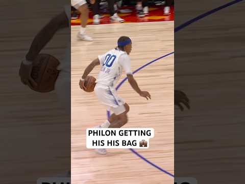 Labaron Philon gets busy for the tough bucket