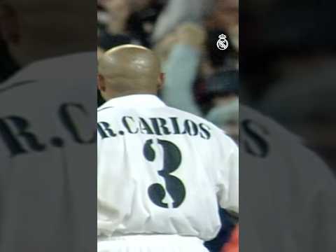 That left foot 😍 Roberto Carlos vs Juventus #RealMadrid #Goals