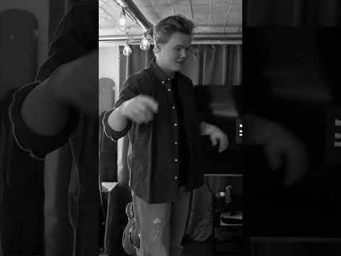 Forsberg and Wilsby sing with Bolaget