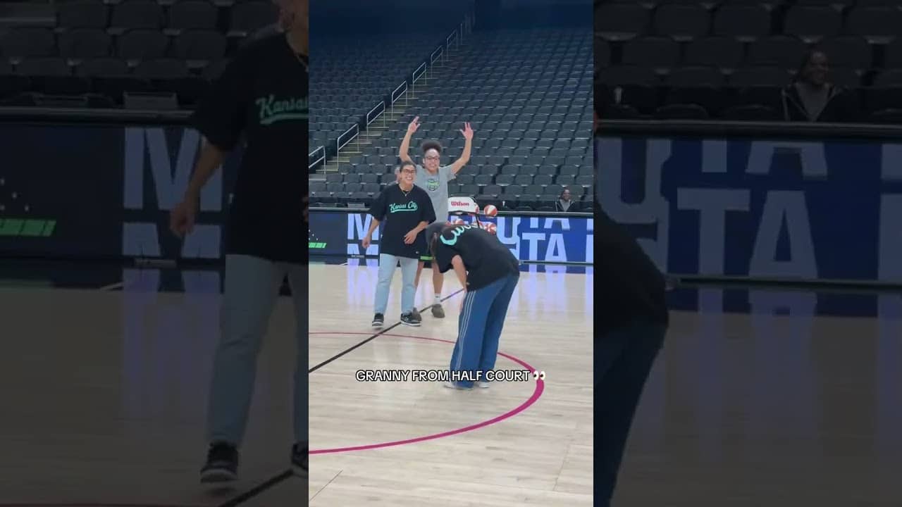 Gotta do what ya gotta do 😂 #nwsl #wnba #halfcourtshot #crossover #kansascity