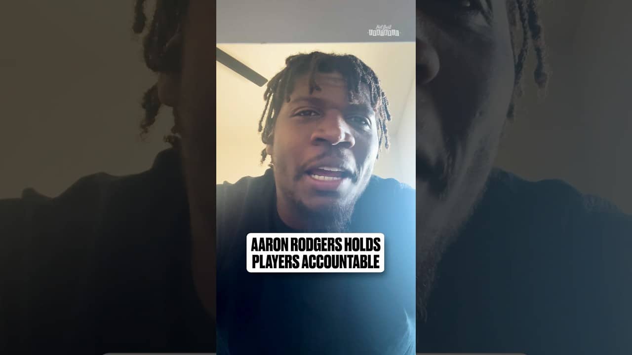 You gotta be well studied to play with A Rod 📚 #steelers #aaronrodgers