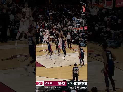 TOUGH finish by Amen 😤 #rockets