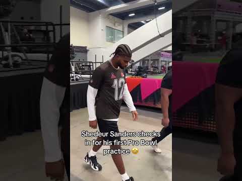 Pro Bowl Shedeur is here 👋 (via @nfl/TT)