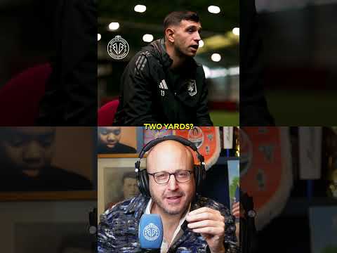 Emi Martinez reveals jaw-dropping save! #astonvilla