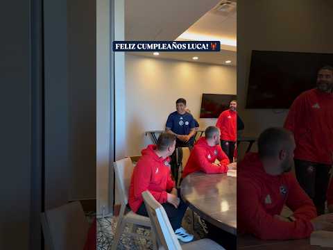 Una fiesta para la langosta 🦞 #NERevs #MLS #MLSES #LucaLangoni