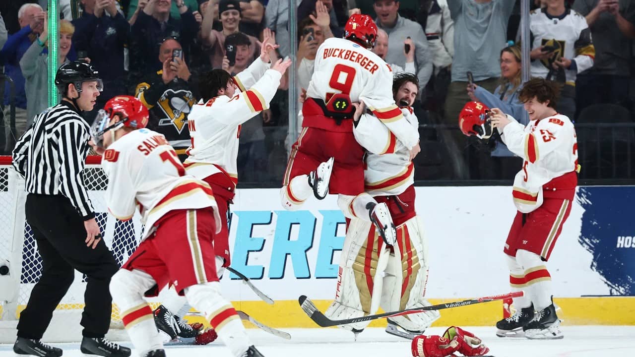 Final moments, celebration from Denver's 2026 Frozen Four title