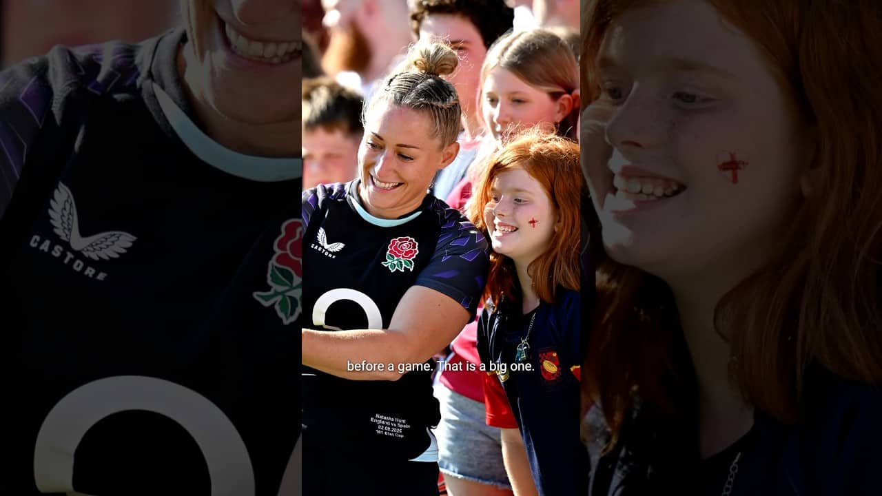 Mo Hunt has many pre-match rituals 👀🔮 | @o2ukofficial | #WearTheRose