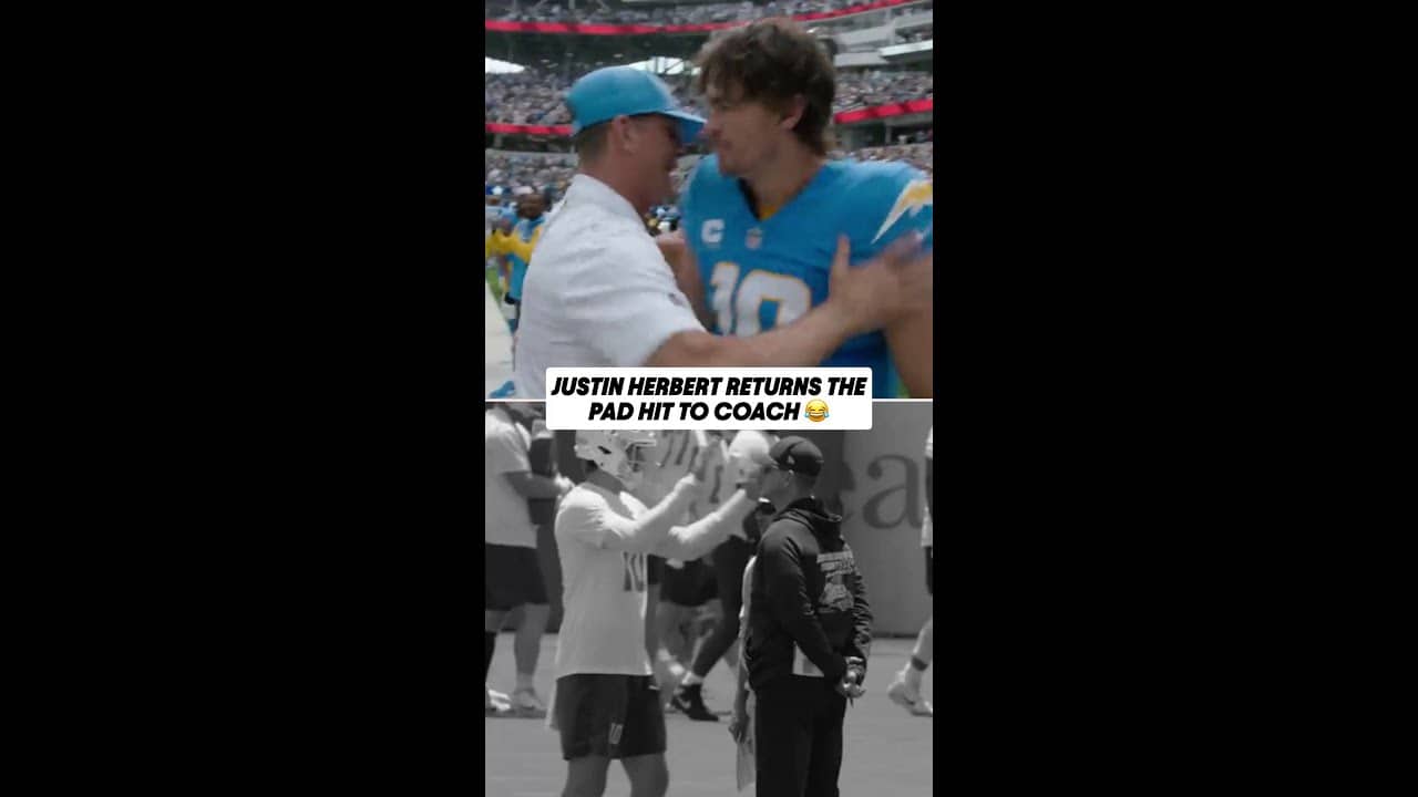 QB1 setting the tone 😂