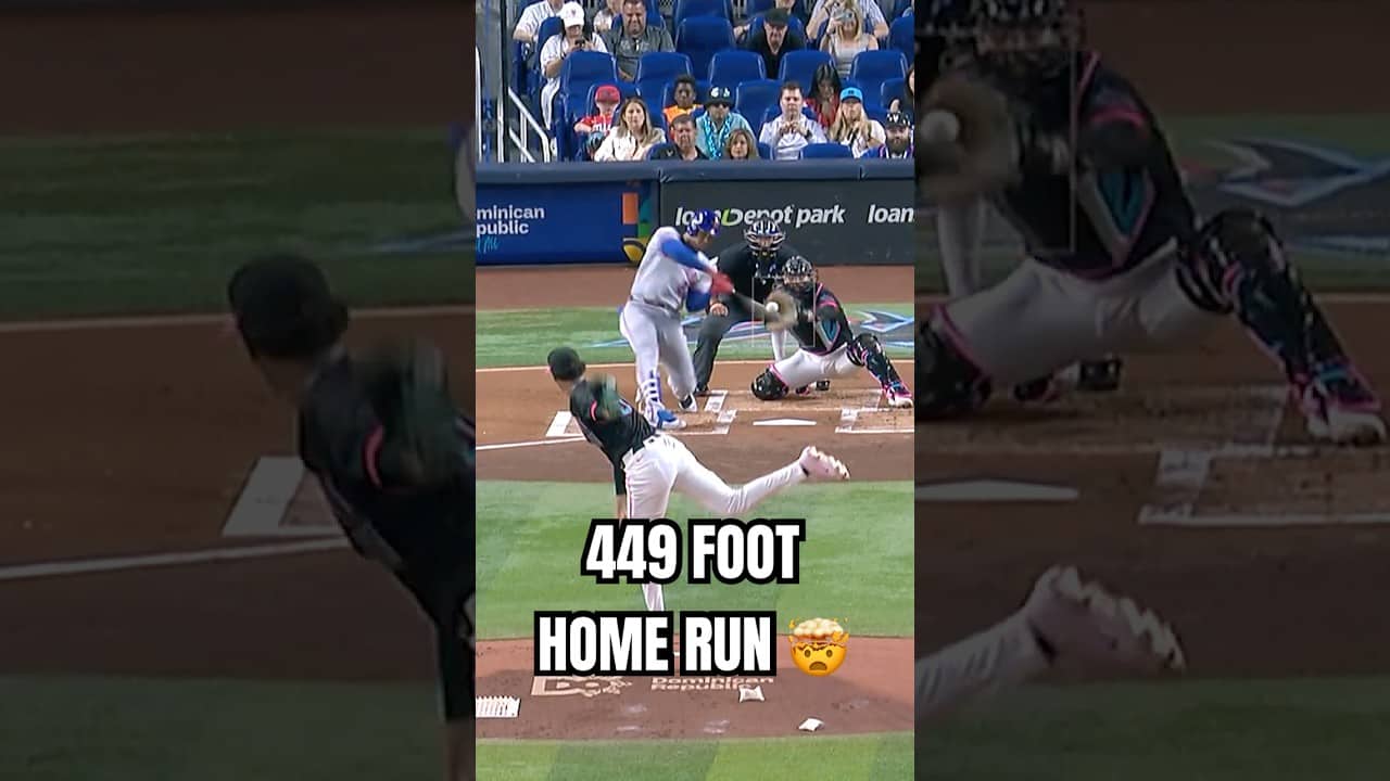 JUAN SOTO with a solo homer to start the game 🔥 #mlb #baseball #nymets #sports #highlights