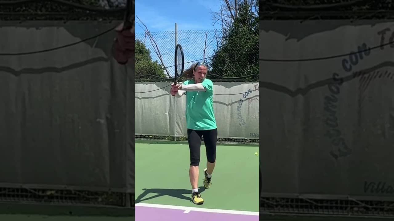 Which one do you like better? #tennisbackhand