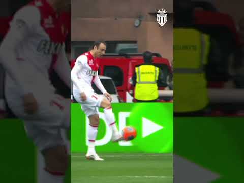 La classe de Berbatov à l'état pur 🪄 #asmonaco #ligue1 #goals