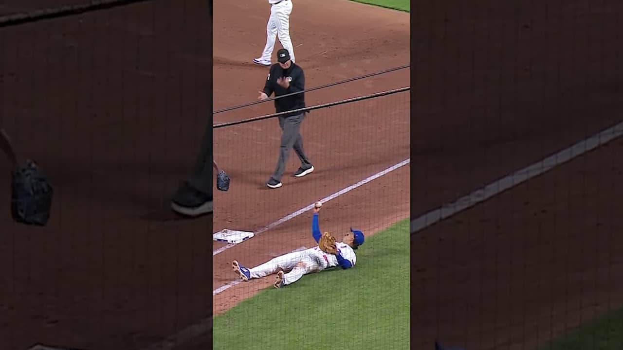 The ump did the thing 🤣🫵