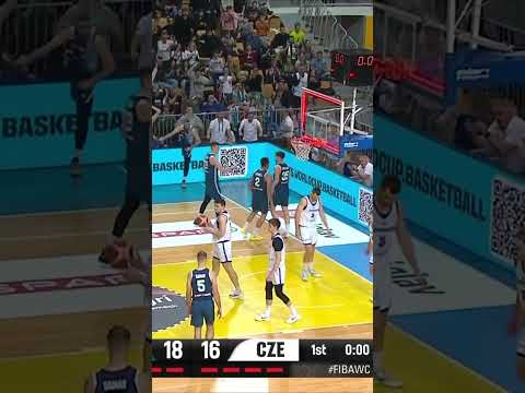 Slovenia’s rising star Zak Smrekar is FLYING 🇸🇮✈️ #FIBAWC