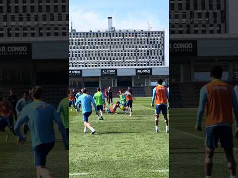 Pedri in striker mode 🔥 #shorts #fcbarcelona #shortvideo