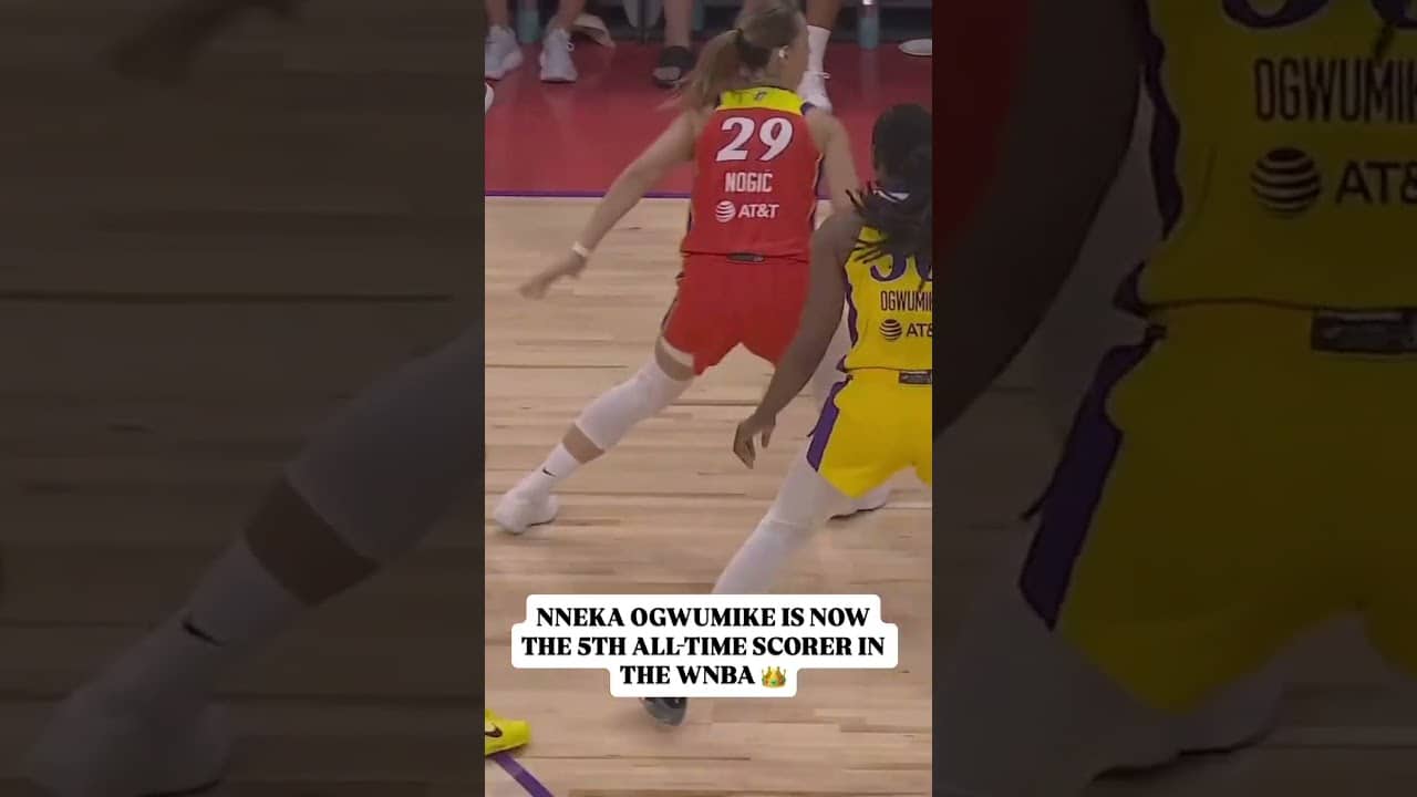 Nneka Ogwumike passes Tamika Catchings and enters the top five in all-time scoring 👏