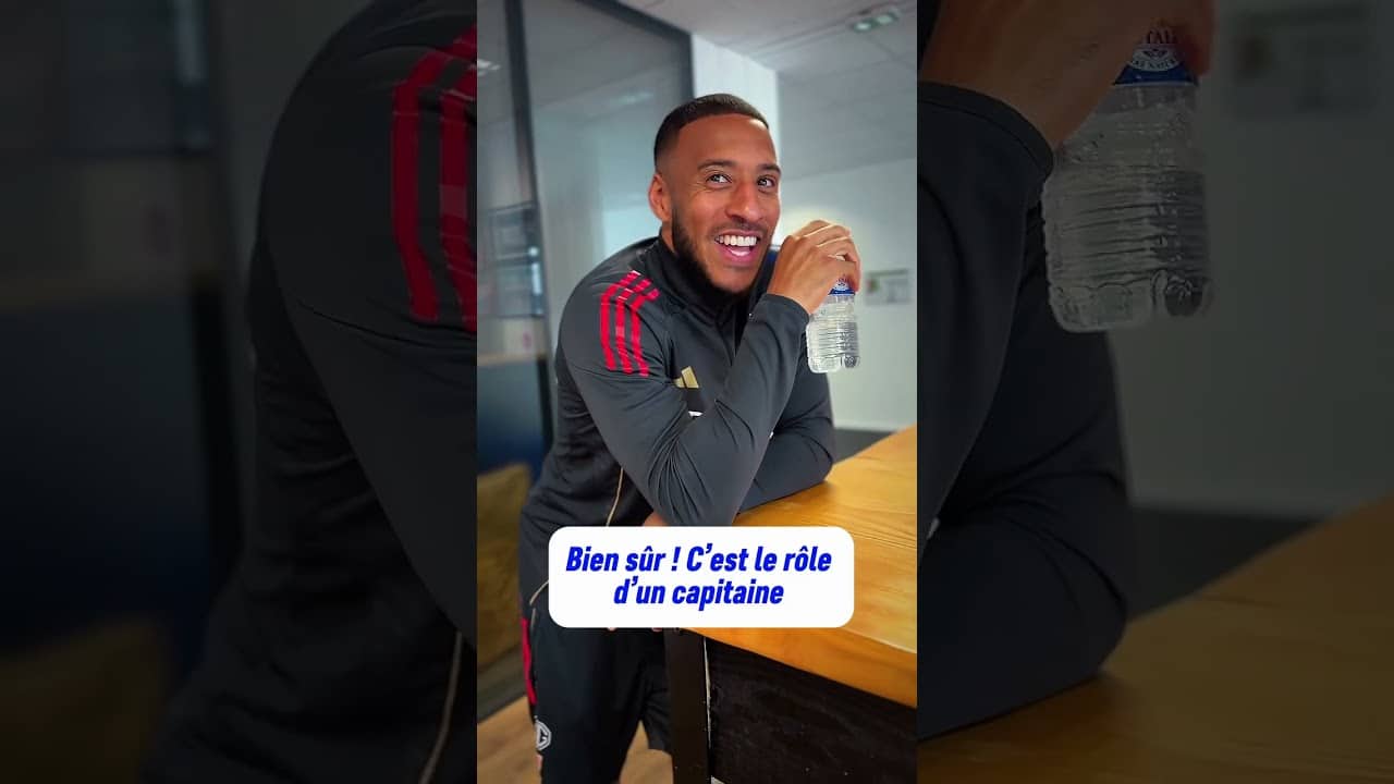 Regardez qui on a croisé dans les couloirs du centre d’entraînement 👀👋 #olympiquelyonnais #football