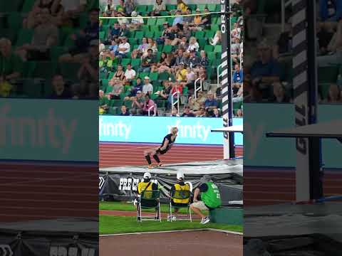 Sandi Morris cleared 4.85m to win the women’s pole vault at Pre Classic 🇺🇲 #track #polevault #usatf