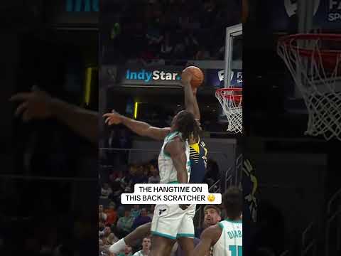 Quenton Jackson really went flying to the rim 🚀