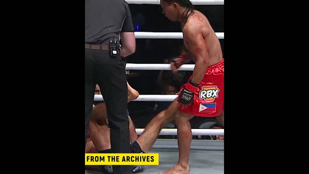 🎞️ From The Archives 🎞️ When Kevin Belingon landed a wild spinning kick KO on Andrew Leone!