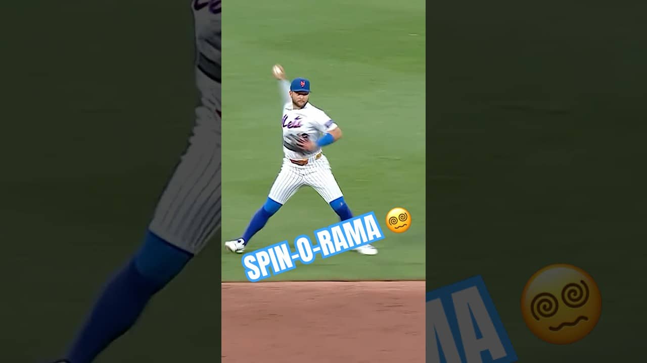 Bo Bichette with the spin-o-rama!