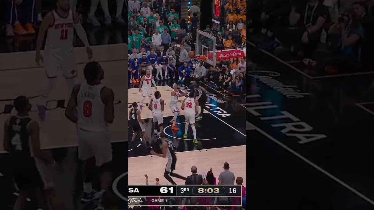 CASTLE OUT OF NOWHERE 💥  #nba #spurs #playoffs #nbaplayoffs 📺ABC