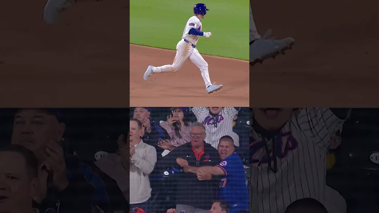 What a moment for A.J. Ewing and his family 🥹