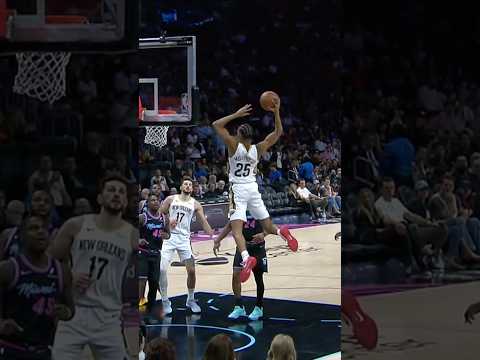 Trey Murphy’s bounce is different 😲