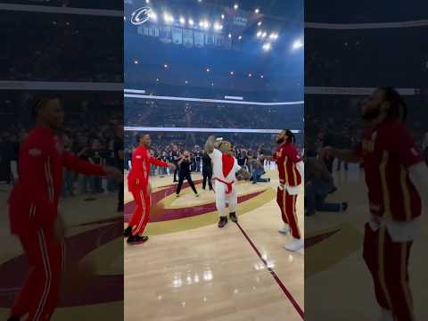 🐶🕺 Reunited: Moondog & Isaac! #LetEmKnow #Cavs #NBA #Shorts