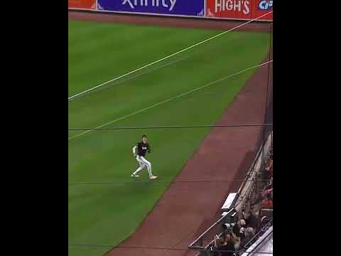 Coby Mayo into the netting! 💎