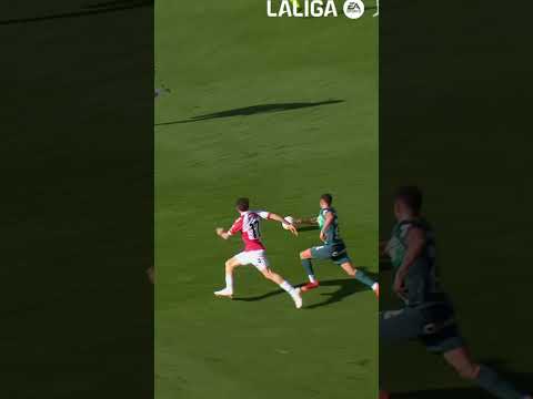 ¡El gol de la FE! ¡REMONTADA! ¡Abde!!  #CeltaAlavés #LaLigaHighlights