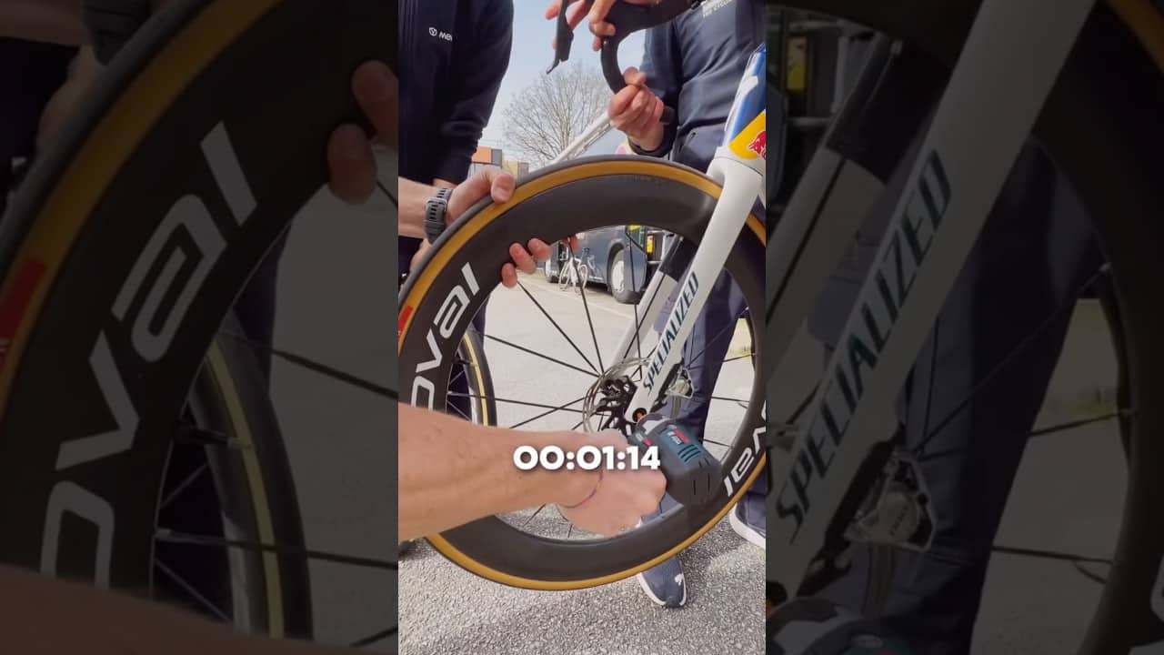 If Biking would have PIT STOPS 👀😍