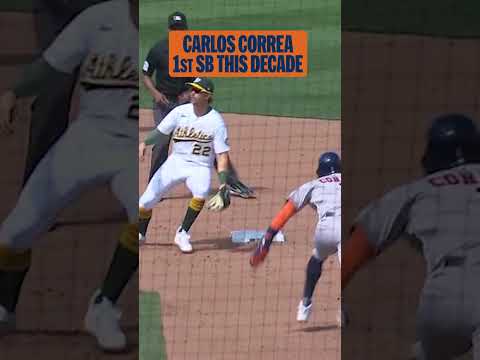 Carlos Correa stole his first bag since 2019 😱 He had to let out a smile afterwards!