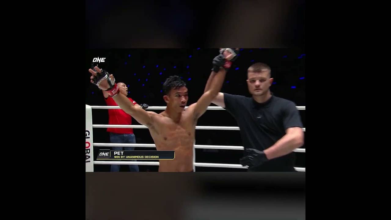 STATEMENT win 💪 Pet defeats Nahyan Mohammed by unanimous decision on The Inner Circle!