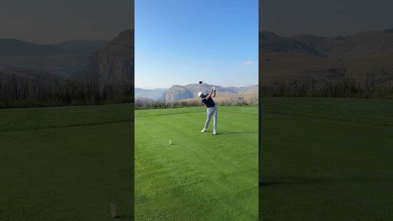 The BEST backdrop in golf 😮‍💨🇿🇦