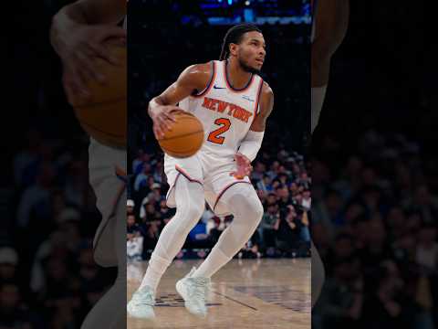 got the whole crowd screamin’ 🗣️ DEUCCCEEE #nba #nyknicks #basketballplayer #deucemcbride
