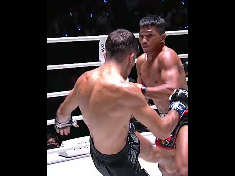 When Samingdam and Javad Bigdeli delivered a chaotic Muay Thai classic! 💥