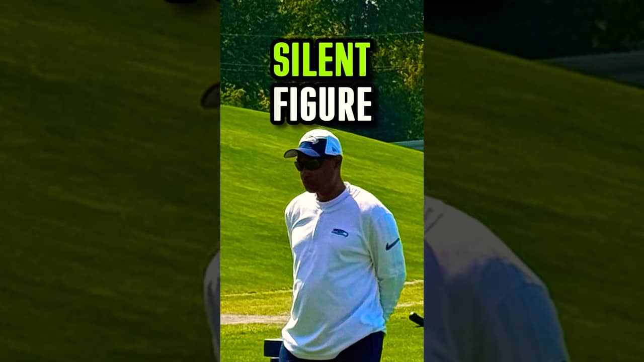 Leslie Frazier quietly observed Rookie Minicamp👀 #nfl #seahawks #seattleseahawks